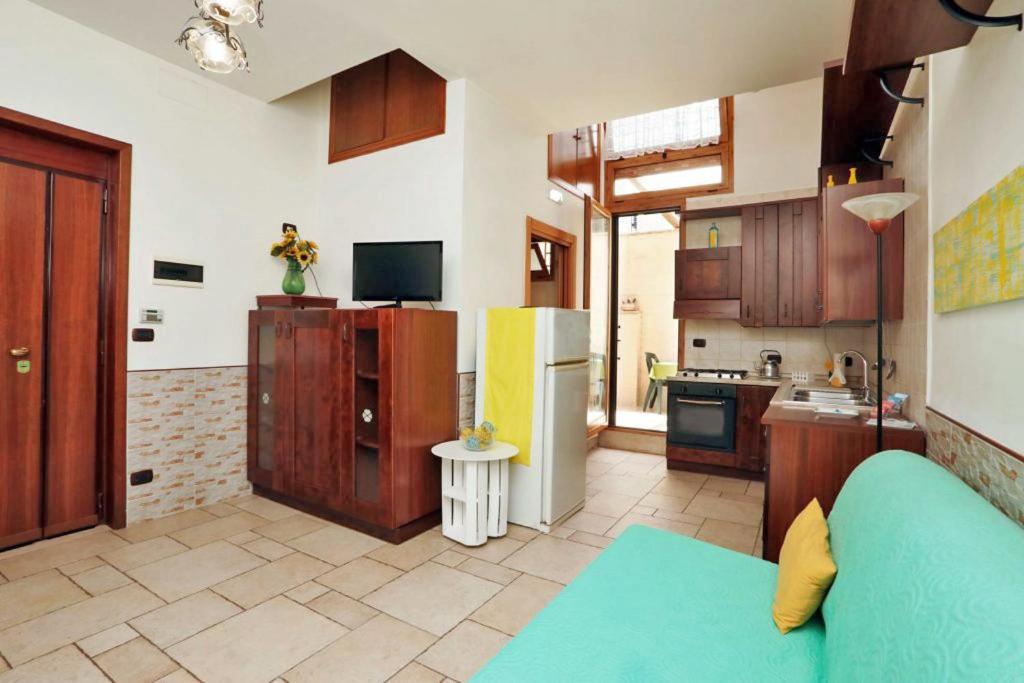 City Cottage Bari Exterior photo